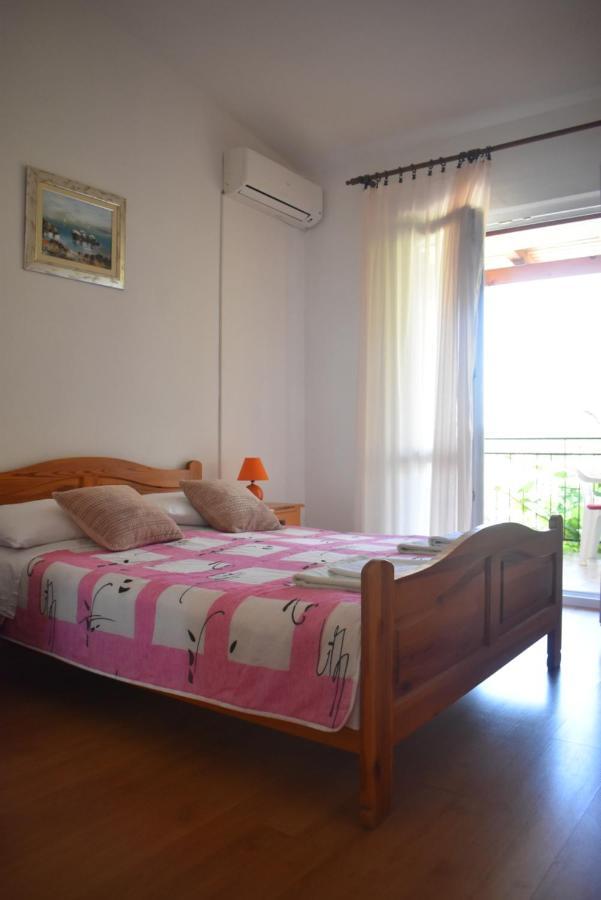 Apartmani Sekana Starigrad Paklenica Dış mekan fotoğraf